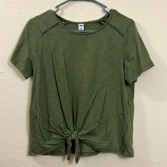 Old Navy Other - Medium Old Navy Sage Green Top